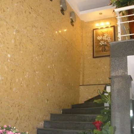 Mai Villa Hotel 3 Thai Ha